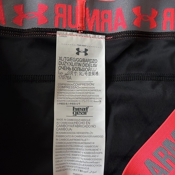 UNDER ARMOUR Women’s Softball Sliding shorts in black/Pink size XL - Picture 3 of 9